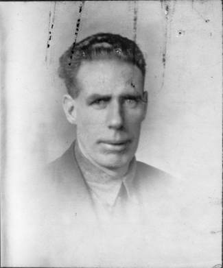 Mackenzie-Papineau Battalion / Library and Archives Canada / PA-066975 Stewart Homer